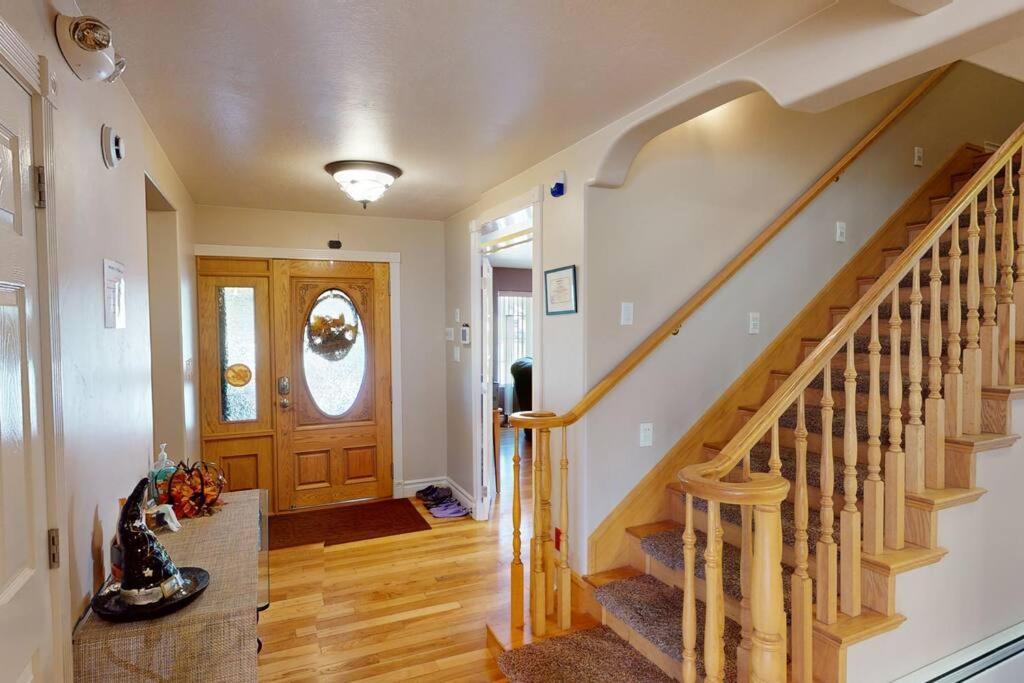 Tacit Shadow Resort Shangri-La King Suite, Gym, Coffee Bar, Hot-Tub, Free Laundry, Food Available Parowan Exterior photo